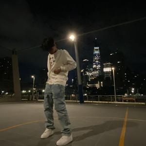 美女扒开腿㊙️让黄鳝钻入
